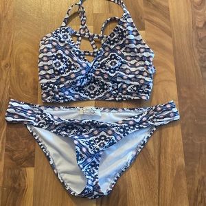 Jessica Simpson bikini set